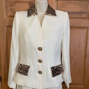 CLEARANCE-Women's Jacket Blazer Skirt 2 Pc Career Suit Size 4 New With Tags